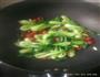 油菜炒香肠的做法图解3