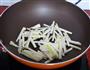 瘦肉炒茭白的做法图解3