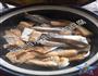 咸鱼五花肉煲的做法图解4
