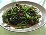 腊肠蒜香茼蒿的做法图解2