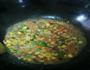 宝宝食谱-鸡腿杂蔬闷饭的做法图解4
