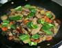 蘑菇土豆炖鸡的做法图解6