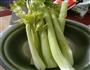 西芹炒肉的做法图解1