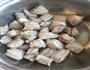 牛肉炖土豆胡萝卜的做法图解1