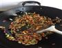 香菇肥牛杂菜焖饭的做法图解4