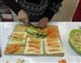 电饼铛-鸡蛋面包蔬菜卷的做法图解2