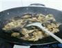 香菇木耳炖鸡的做法图解4