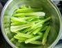 芹菜大肉馅饺子的做法图解3