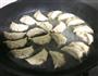 抱蛋煎饺的做法图解3