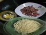 土豆丝炒肉的做法图解1