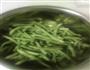 私家排骨炖豆角的做法图解2