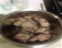 私家排骨炖豆角的做法图解3