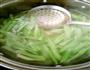 麻香芹菜炒腐竹的做法图解1