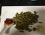 酸豆角郫县豆瓣酱炒鸡的做法图解1