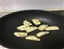 小葱鸡蛋煎饺的做法图解4