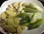 鳄鱼肉炆鸡的做法图解1