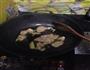 四季豆烧土豆的做法图解1