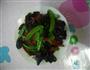 腊肠炒荷兰豆木耳的做法图解3
