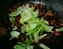 香菇炒肉的做法图解7