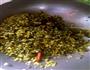 雪菜黄豆下饭菜的做法图解6