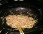 白菜猪肉韭菜饺子的做法图解2