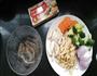 菌菇鲜虾奶炖的做法图解1