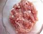 黄豆芽炒肉丝的做法图解2