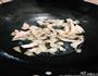 农家小炒肉的做法图解2