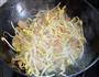 猪肉豆芽炖粉条的做法图解8