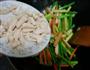鸡丝蒜薹炒豆干的做法图解4