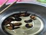 香菇油菜鸡蛋蒸包的做法图解2