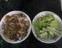 西芹炒肉片的做法图解1