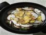 白菜香菇酥肉煲的做法图解3