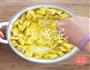 双色豆沙茶巾绞的做法图解2