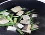 四季豆炒豆腐的做法图解5