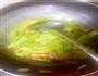 回锅肉炒豌豆角的做法图解5