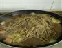 白菜猪肉炖粉条的做法图解9