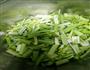 老爸爱吃芹菜粉的做法图解2
