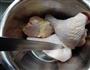 葱 油蒸鸡腿的做法图解2