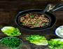 炒牛肉豆子生菜碗的做法图解8