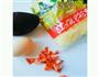 火腿鸡蛋烤牛油果的做法图解1