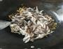 蘑菇炒肉的做法图解8
