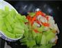 小炒爽脆木耳的做法图解10