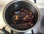 糖渍板栗的做法图解2