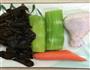 鸡腿炒莴笋胡萝卜木耳的做法图解1