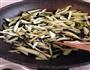 感冒食谱-素炒茄条的做法图解6