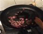 胡萝卜牛肉拌意面的做法图解1
