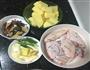 土豆香菇炆雞翅的做法图解2