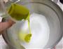 酸奶蛋白糕的做法图解3