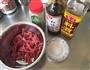 孜然炒羊肉的做法图解1